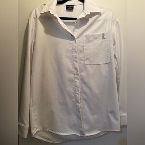 Women's White Button-Down Shirt - Modern Relaxed Fit